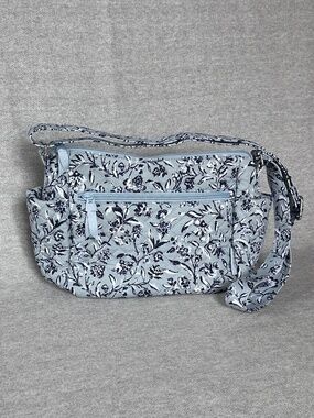 Vera Bradley On-The-Go Crossbody Bag: BRAND NEW